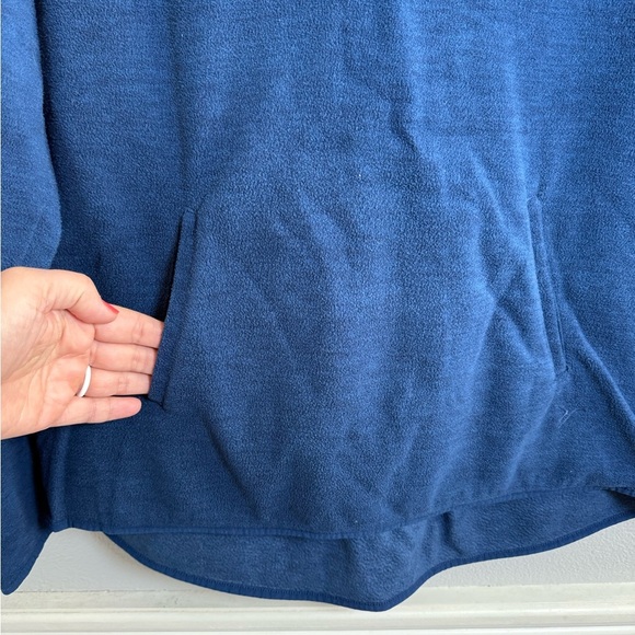 Old Navy Active Fleece Hoodie Size XL Tall - Picture 5 of 5